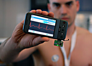 ECG signals wirelessly transmitted to an Android mobile phone via a low-power interface.
