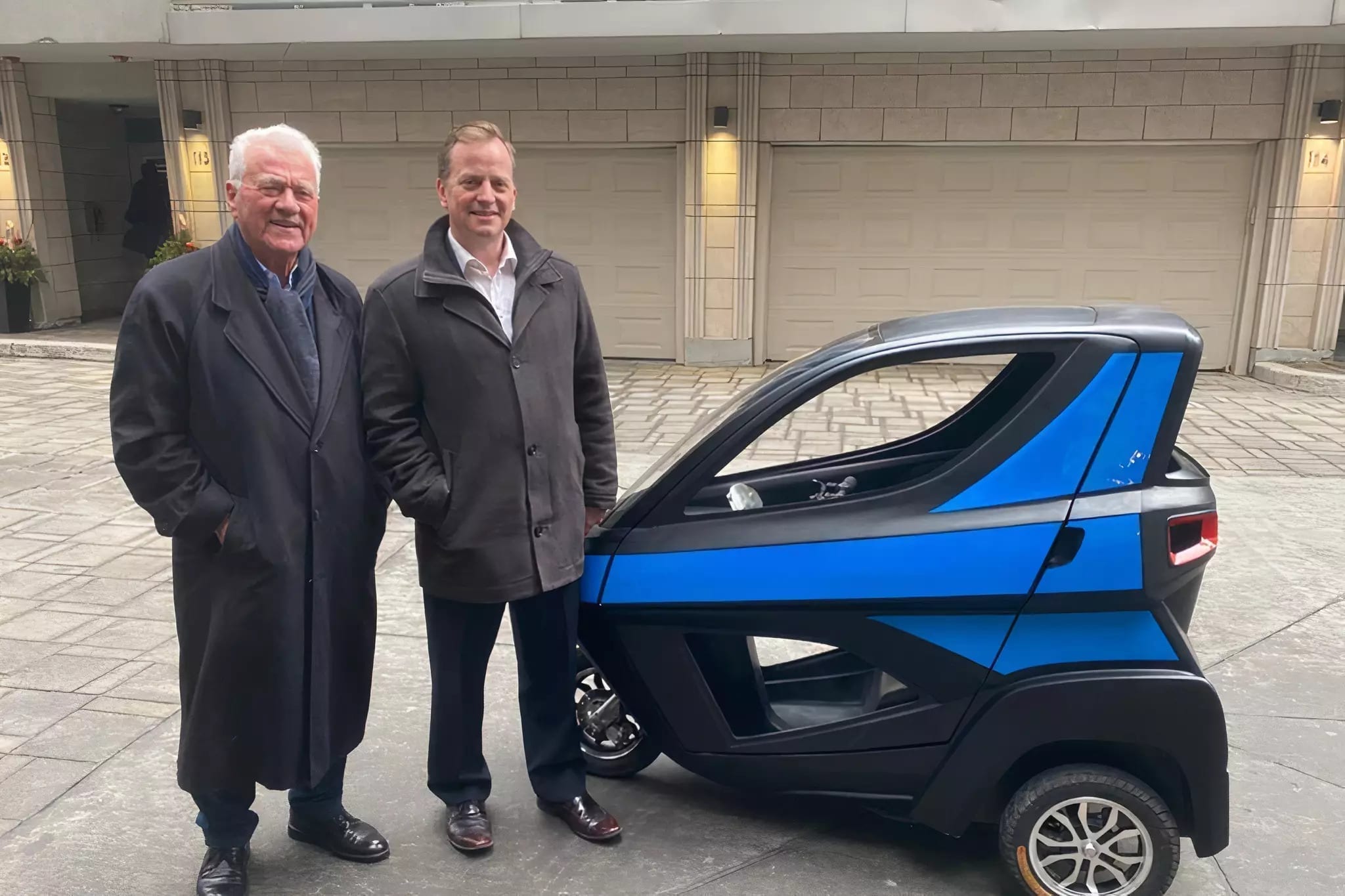 Stronach has plan to build electric cars in Canada