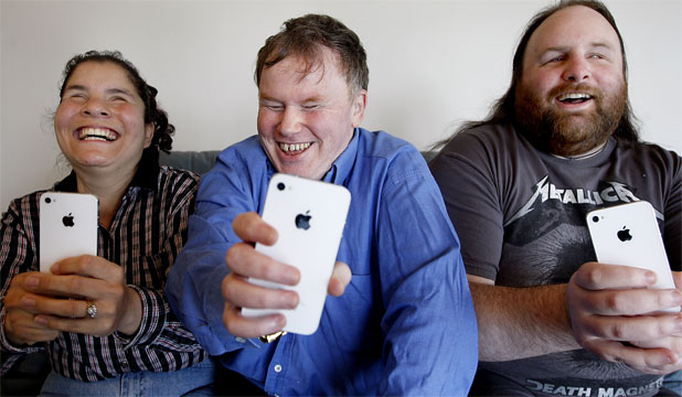 iPhone 4S: Life-changing phone for blind