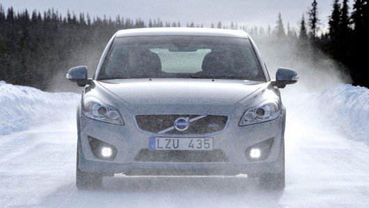 Volvo fits its EV’s with bio-ethanol powered heater
