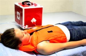 Help for Cardiac Arrest Patients -- Fast and Without Electricity