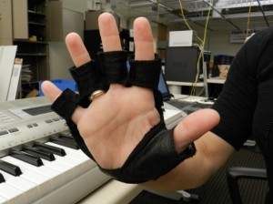 Musical Glove Improves Sensation, Mobility for People with Spinal Cord Injury