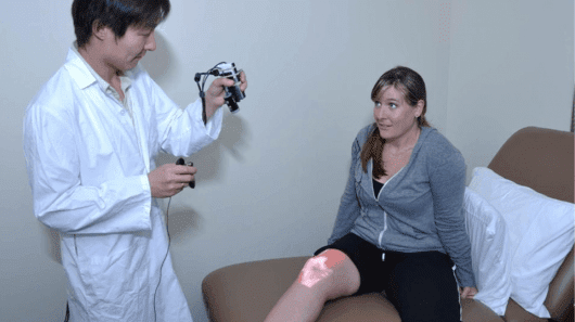 Paralyzed man regains voluntary leg movement with electrode array implant