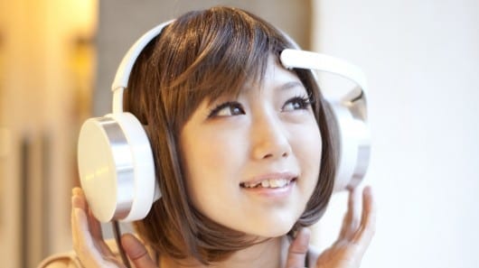 Mico headphones scan brainwaves to match songs to your mood