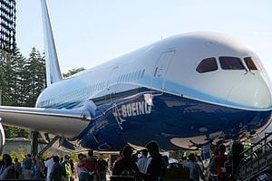 300px-Boeing_787_roll-out_front_view