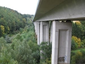 Vibrations Reveal State of Bridge Ropes