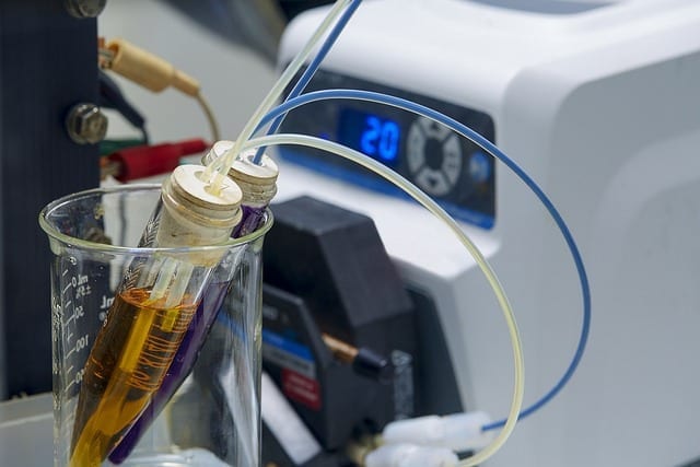 New flow battery offers lower-cost energy storage