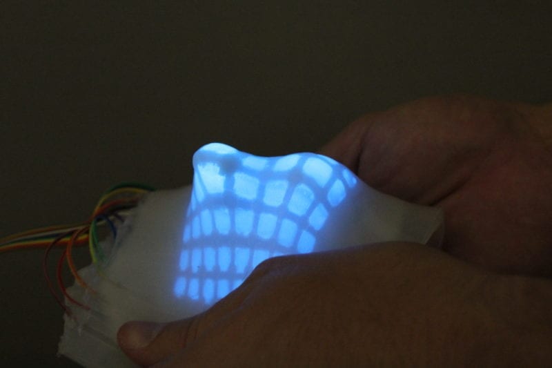 Super elastic electroluminescent ‘skin’ will soon create mood robots