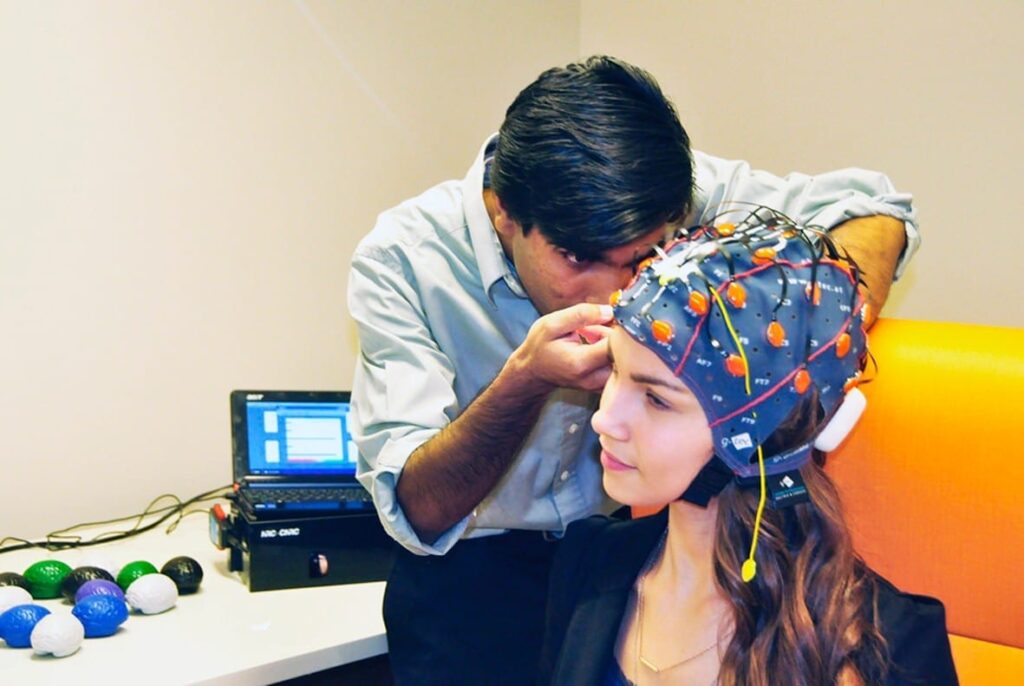 The brain vital signs platform works with any brainwave devices.