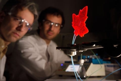 Mini-factory artificial leaf can produce medicines anywhere there is sunlight