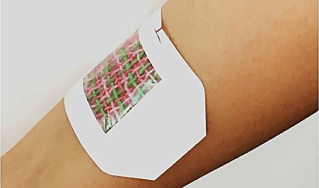 A smartphone controlled smart bandage delivers precise medication