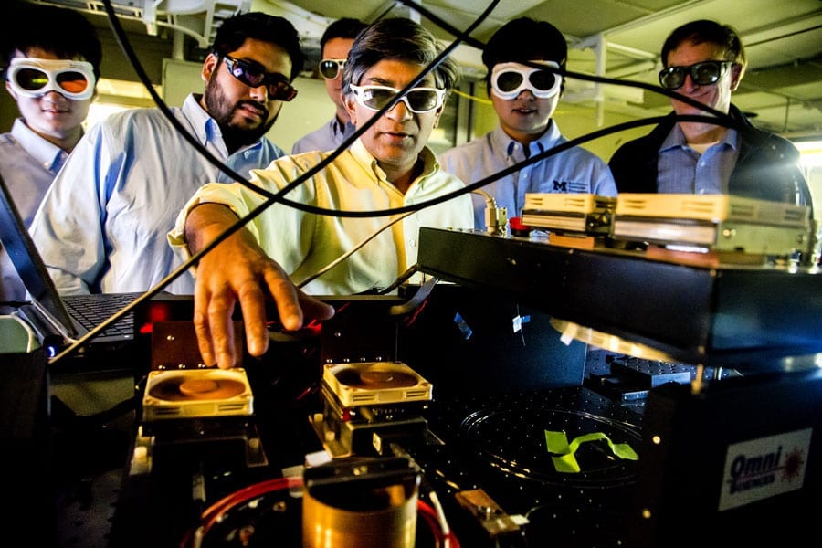 New small chemical detector can identify substances from a distance of more than 100 feet away