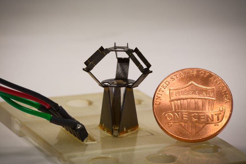 Millimeter-scale robot opens new avenues for microsurgery, microassembly and micromanipulation