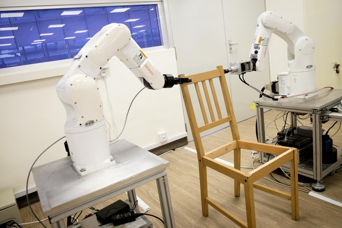 First robot that can assemble an IKEA chair without interruption
