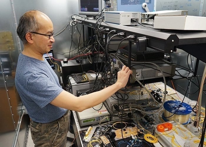 A device that could serve as the backbone of a future quantum Internet