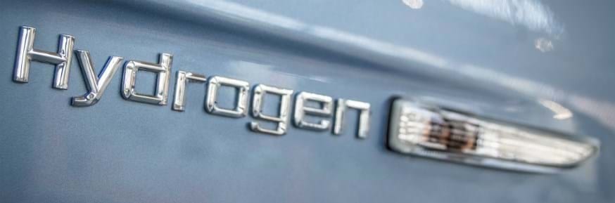 Unlocking the potential for a hydrogen powered vehicle revolution with efficient hydrogen storage