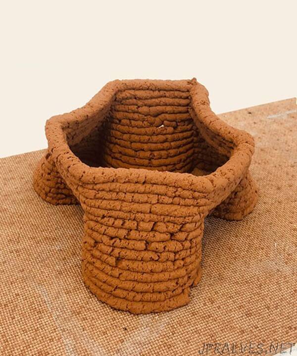 Scientists have developed a method to 3D print structures using local soil.
Credit: Aayushi Bajpayee