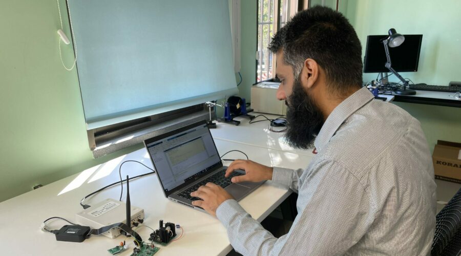 Muhammad Sarmad Mir, PhD Student at IMDEA Networks and one of the authors of the scientific paper “PassiveLiFi: Rethinking LiFi for Low-Power and Long Range RF Backscatter”