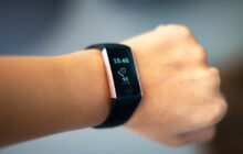 New smartwatch algorithm alerts wearers to bodily stress including COVID-19