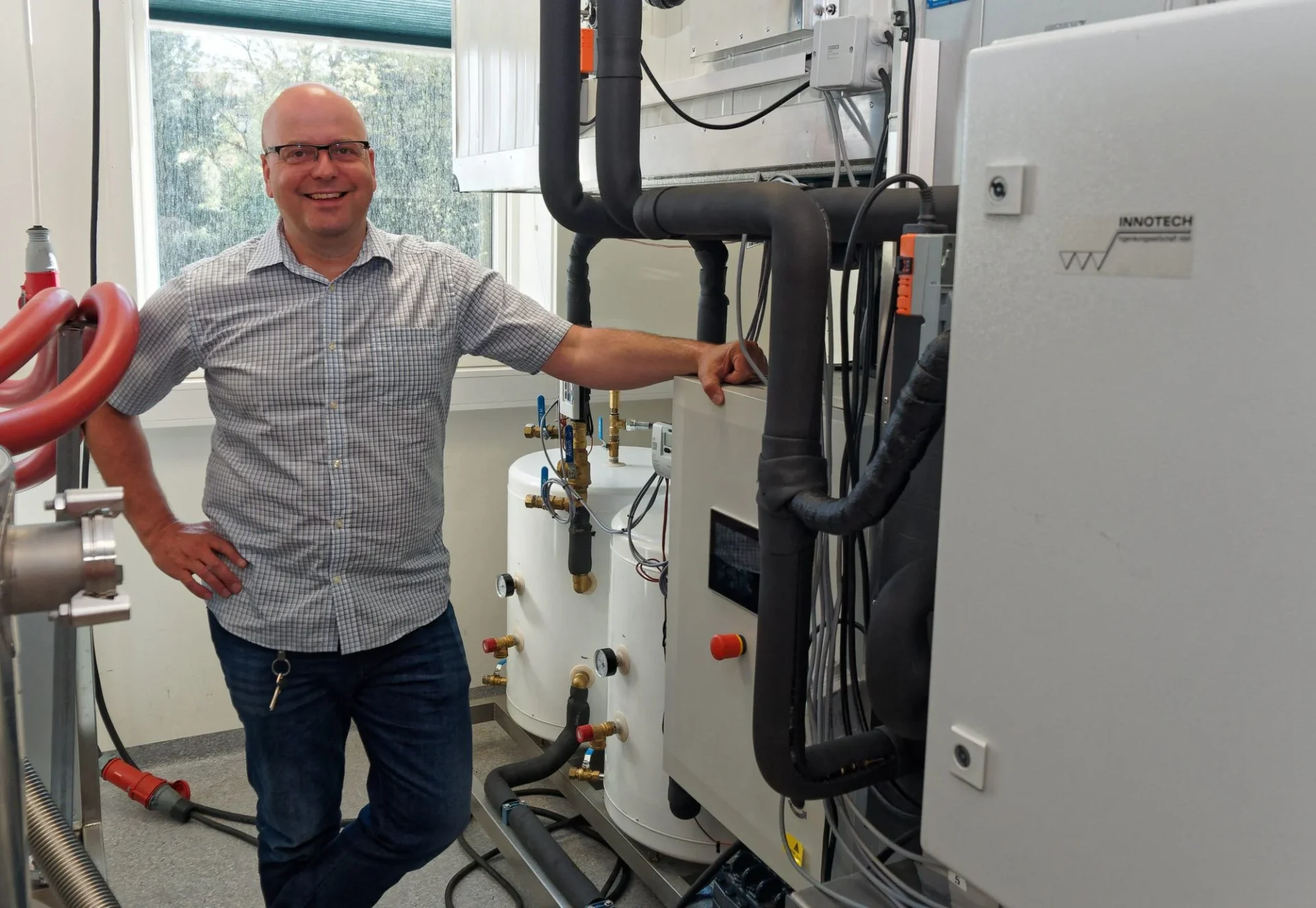 Michael Bantle tells Gemini that the demand for high-temperature heat pumps is so great that manufacturers are struggling to produce sufficient numbers. Photo: Georg Mathisen