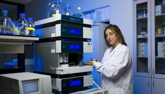 Prof. Ronit Satchi-Fainaro in her lab