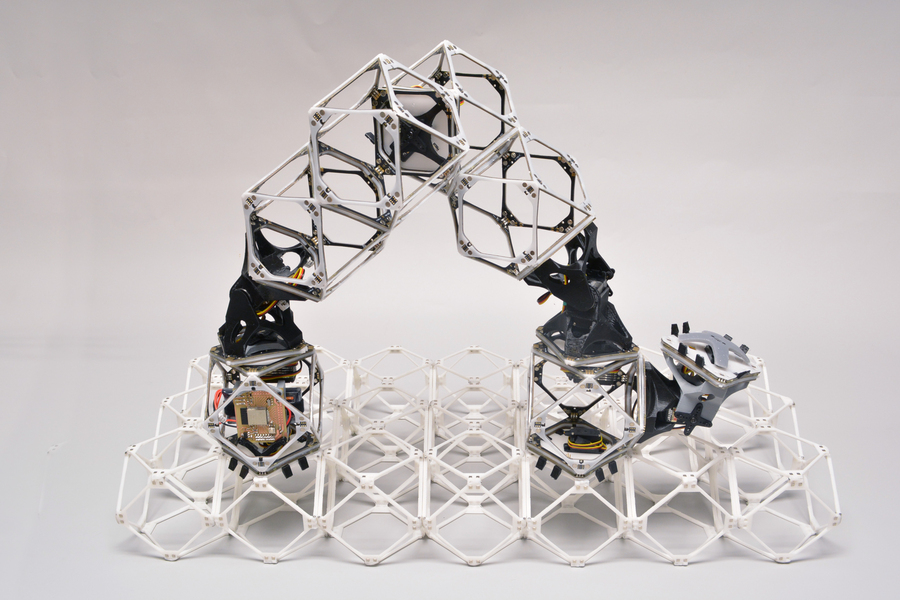 Caption:Researchers at MIT have made significant steps toward creating robots that could practically and economically assemble nearly anything, including things much larger than themselves, from vehicles to buildings to larger robots. The new system involves large, usable structures built from an array of tiny identical subunits called voxels (the volumetric equivalent of a 2-D pixel). Credits:Courtesy of the researchers