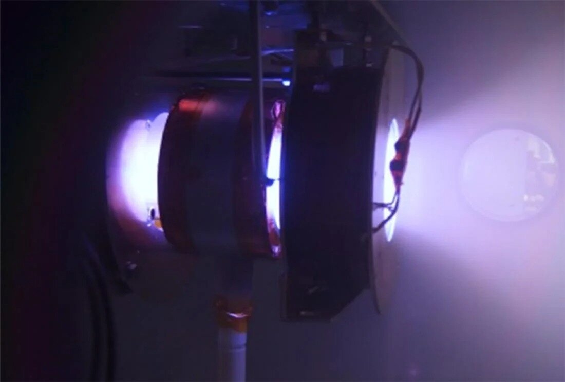 Improving the Performance of Electrodeless Plasma Thrusters for Space Propulsion